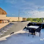 Great Located Studio Ph With Private Pool By Waves Management